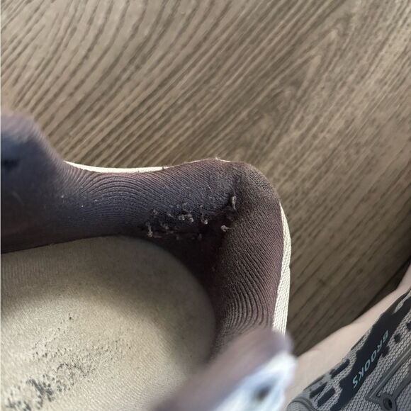 Brooks Gray Running Shoes - Picture 9 of 10